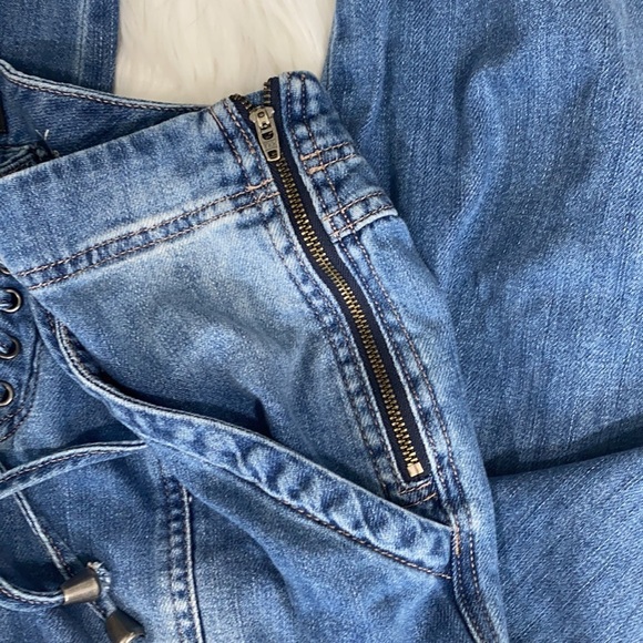 Liverpool Jeans Company Tie Detail Zip Capri Cropped Y2K Style Jeans 6/28 - Picture 5 of 7